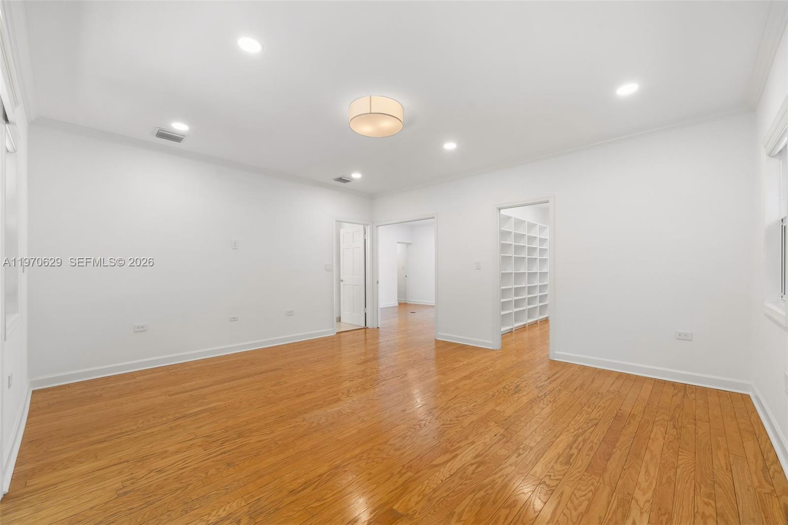 CORAL GABLES RIVIERA SEC - Residential