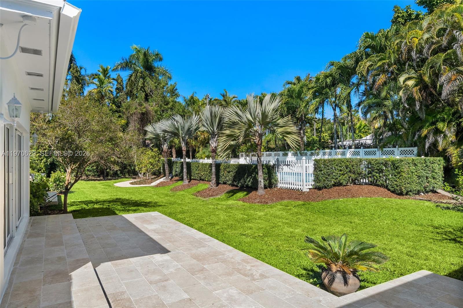 CORAL GABLES RIVIERA SEC - Residential