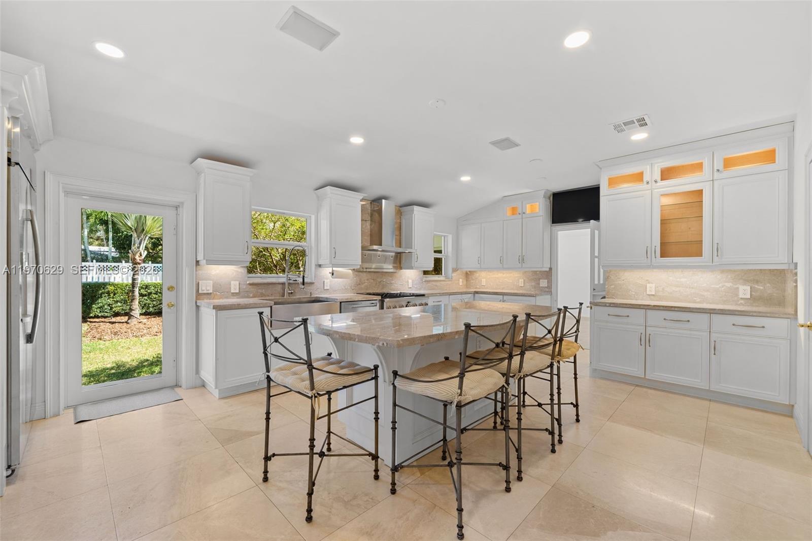 CORAL GABLES RIVIERA SEC - Residential