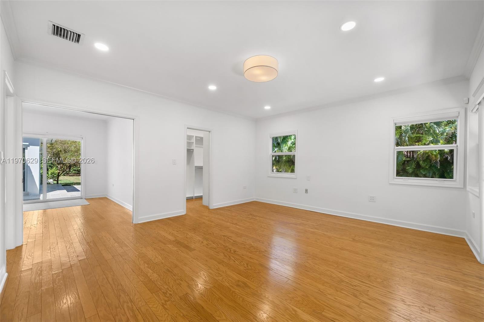 CORAL GABLES RIVIERA SEC - Residential