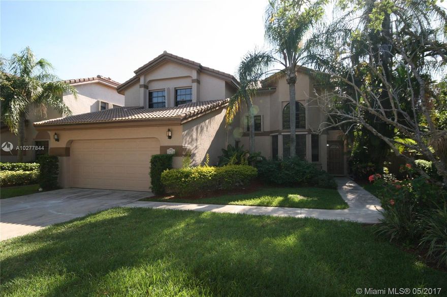 Great home in the Estates of Fountain Springs! 2301 sq feet of space. 4 bedrooms and 3 full bathrooms, walking closet with wood laminated floors and beautiful neutral tile floors through out the oversize living, dinning room and family room. Plenty of counter space in kitchen, stainless steal appliances and breakfast bar. Open floor plan with volume ceilings, great garden with delicious fruit trees. New roof !! community offers a great pool, area for picnics and the beautiful preserve Deicke Park.