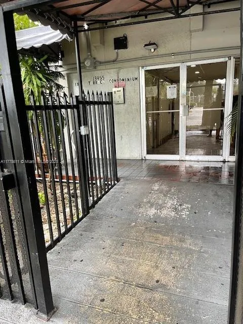 North Miami, Florida 33161, United States, 1 Bedroom Bedrooms, ,1 BathroomBathrooms,Residential,Active,104186