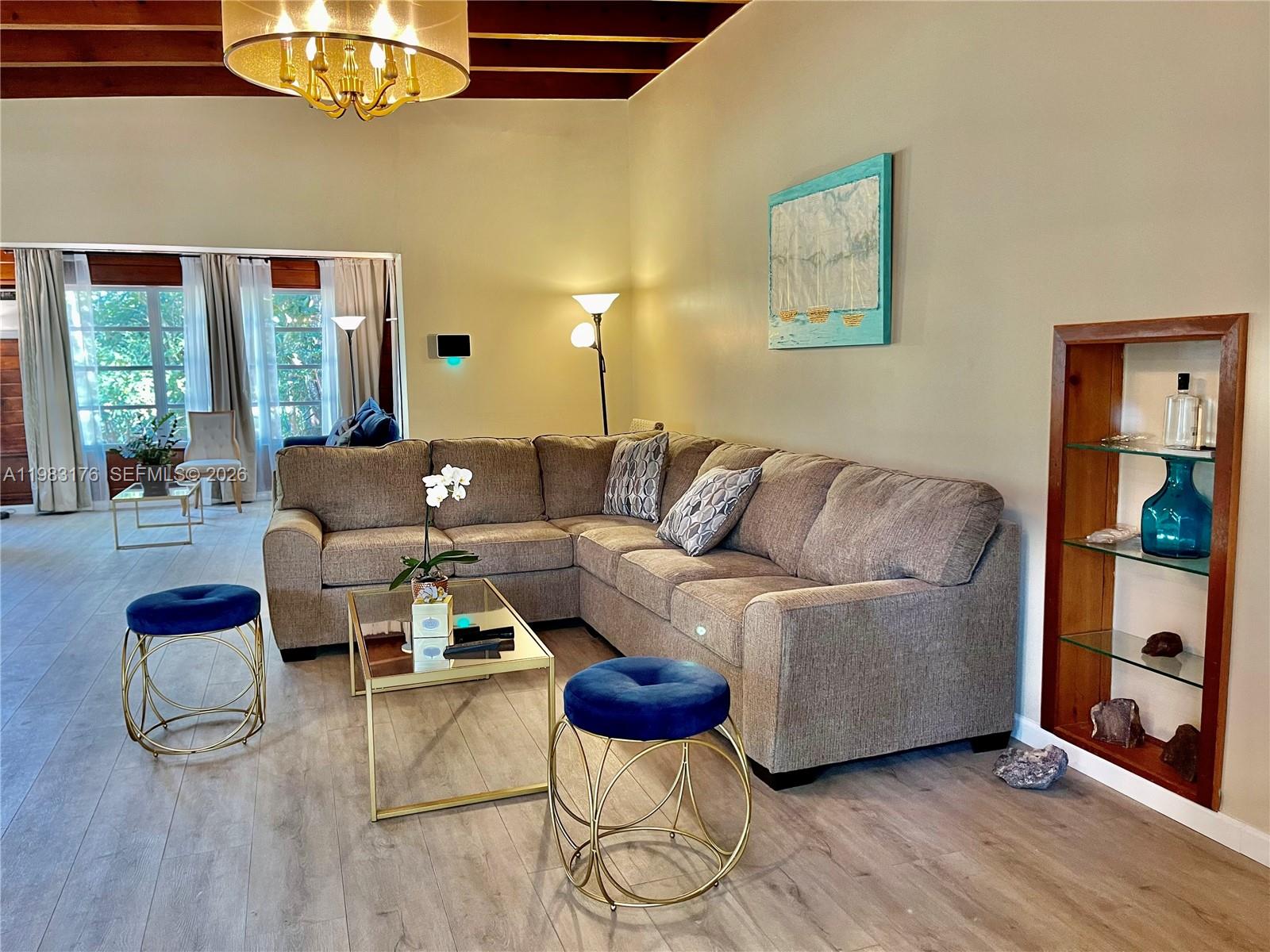 SUNNY SOUTH ACRES - Residential Lease