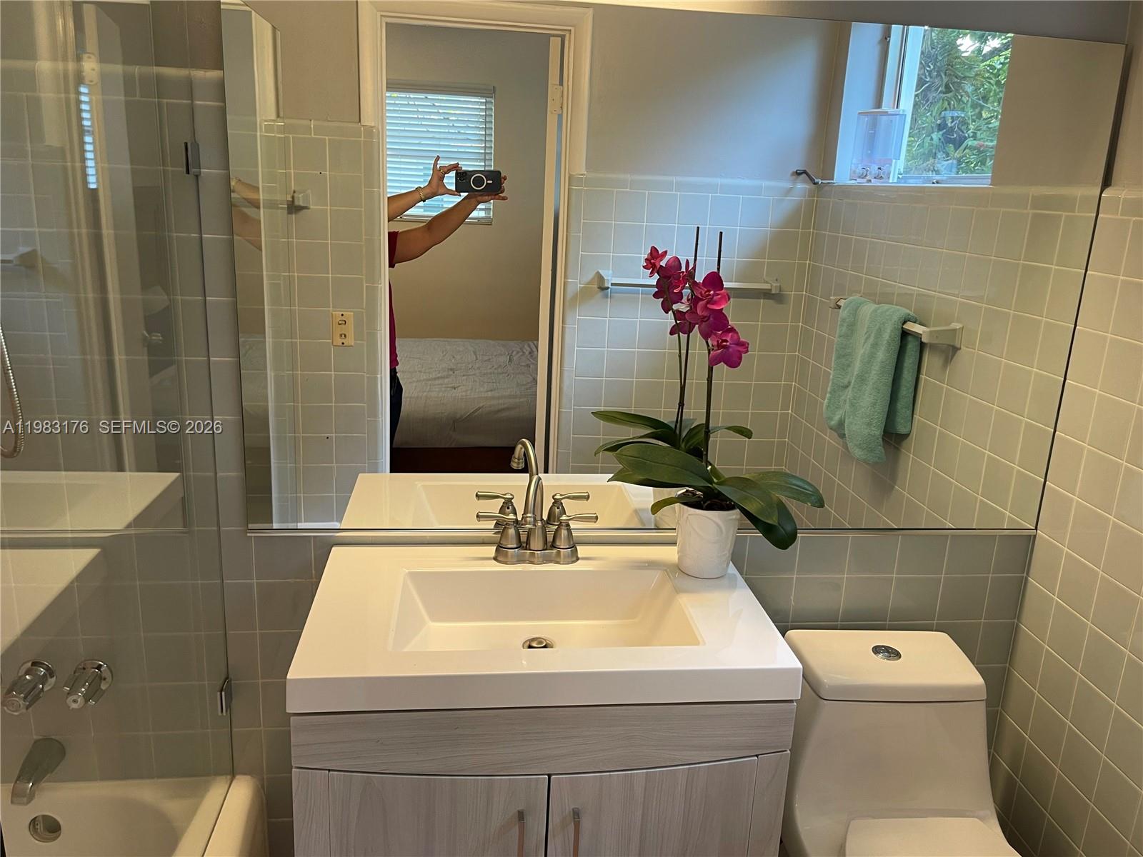 SUNNY SOUTH ACRES - Residential Lease