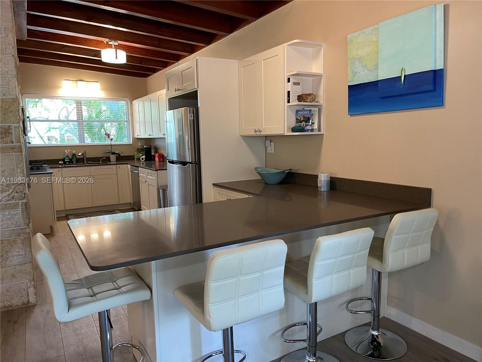 SUNNY SOUTH ACRES - Residential Lease