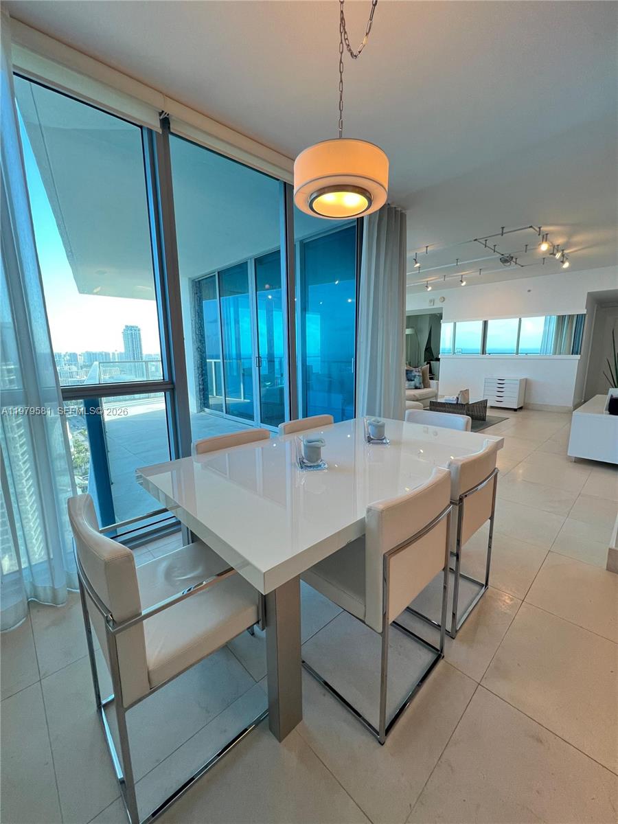 OCEAN PALMS CONDO - Residential