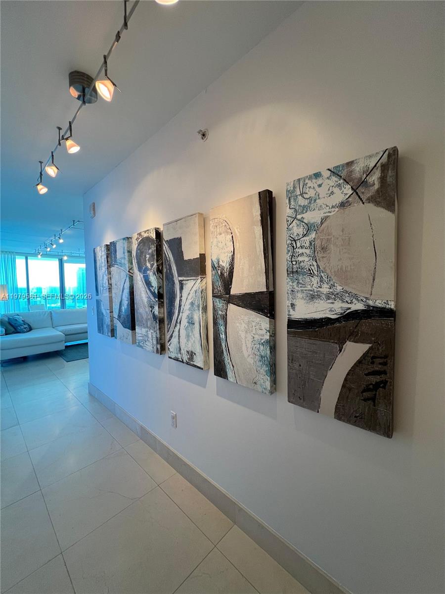 OCEAN PALMS CONDO - Residential