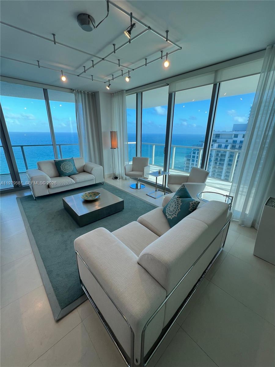 OCEAN PALMS CONDO - Residential