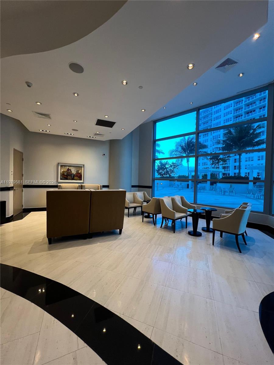 OCEAN PALMS CONDO - Residential