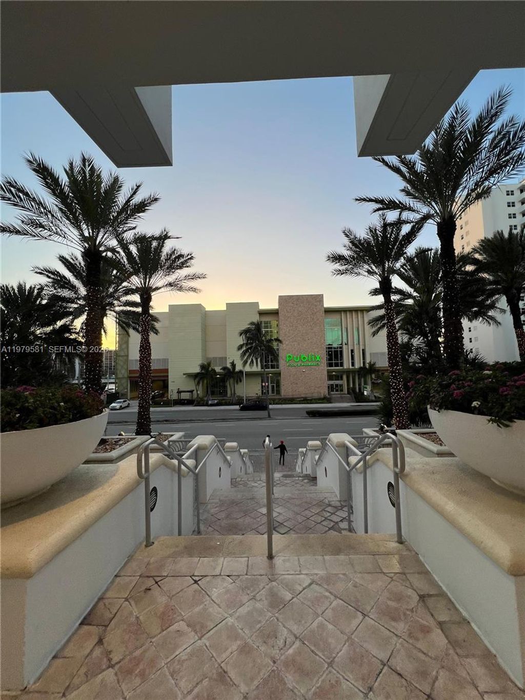 Photo of 3101 S Ocean Dr #3102, Hollywood, FL 33019 (MLS # A11979581)