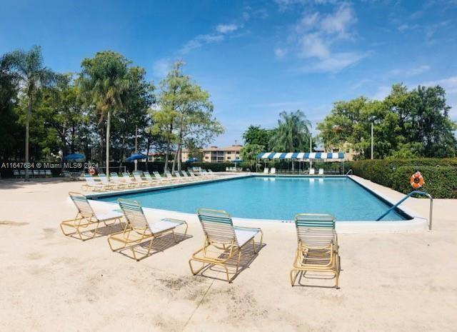 CASCADES OF LAUDERHILL 2 - Residential