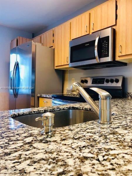 CASCADES OF LAUDERHILL 2 - Residential