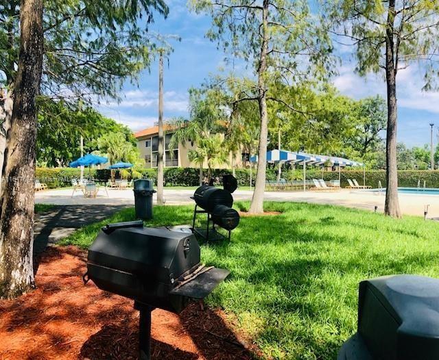 CASCADES OF LAUDERHILL 2 - Residential