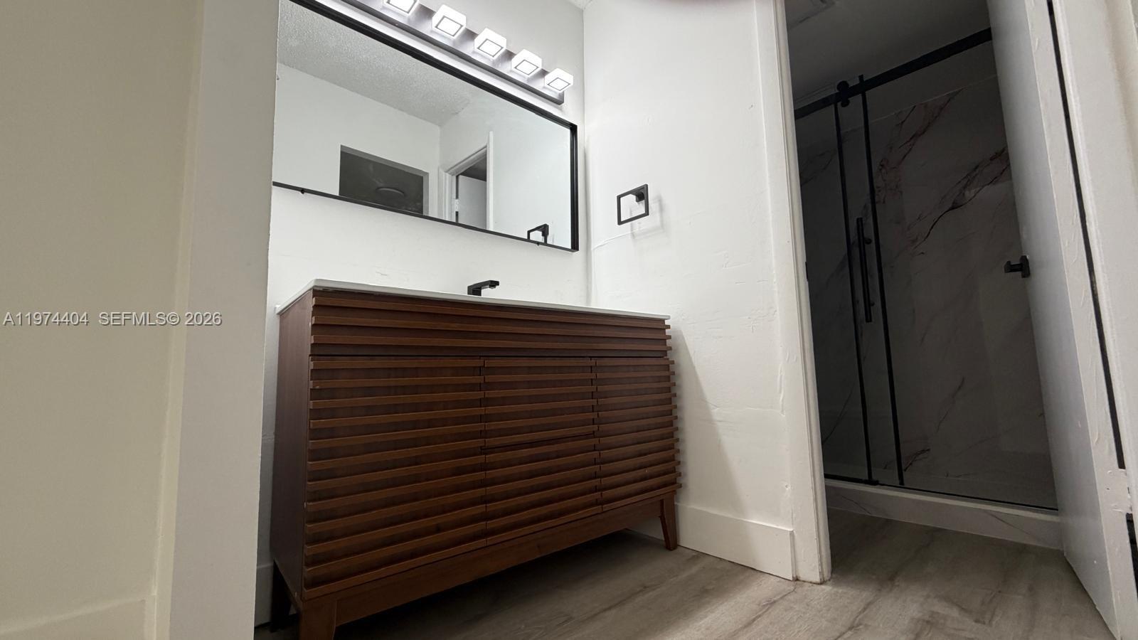 GOLDEN LAKES VILLAGE COND - Residential