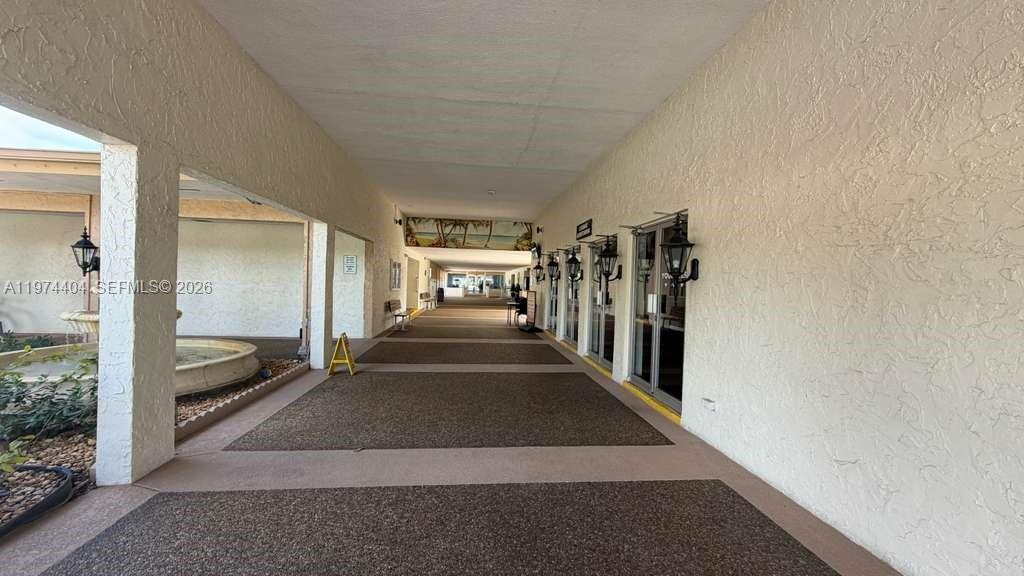 GOLDEN LAKES VILLAGE COND - Residential