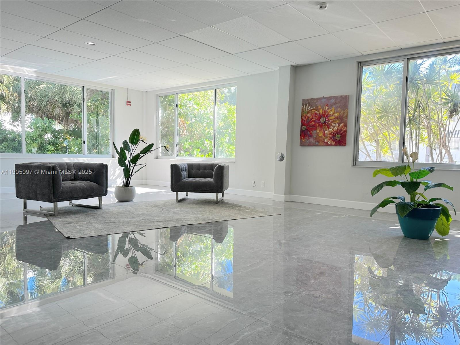 SUMMIT CONDO - Residential Lease