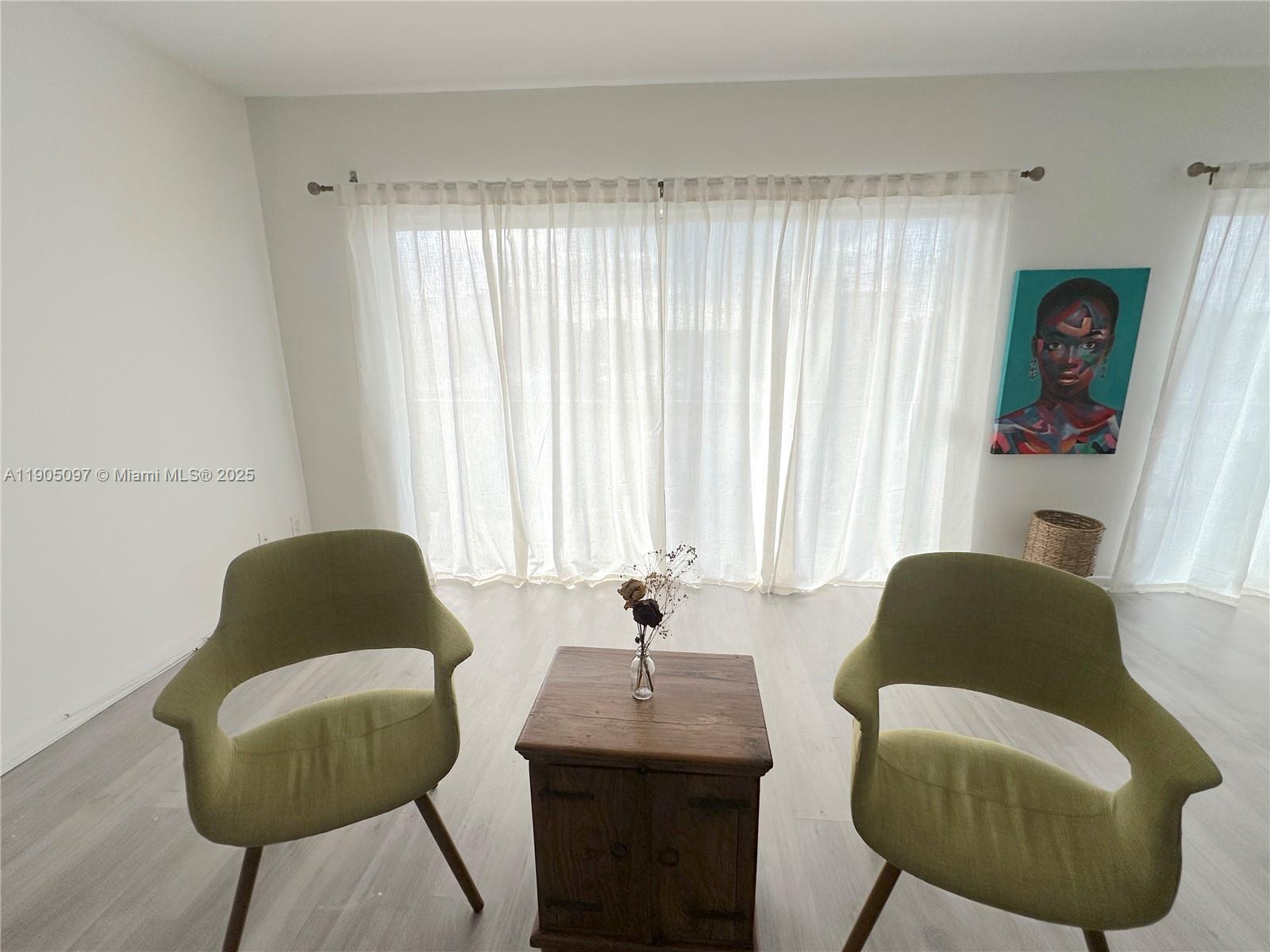 SUMMIT CONDO - Residential Lease