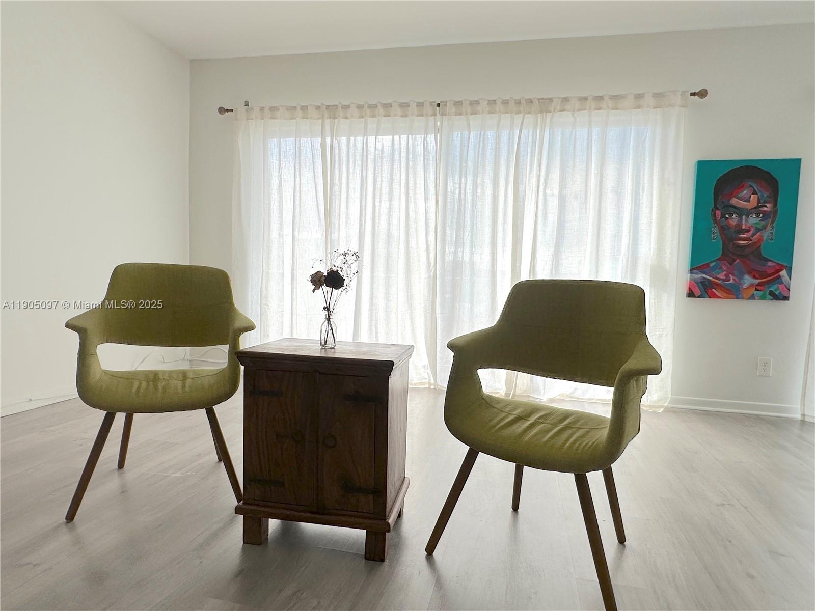 SUMMIT CONDO - Residential Lease