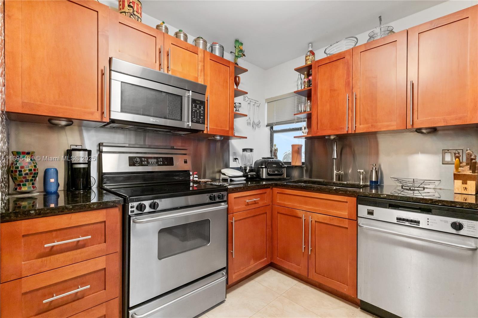 POINCIANA IS YT & RCQ CLU - Residential