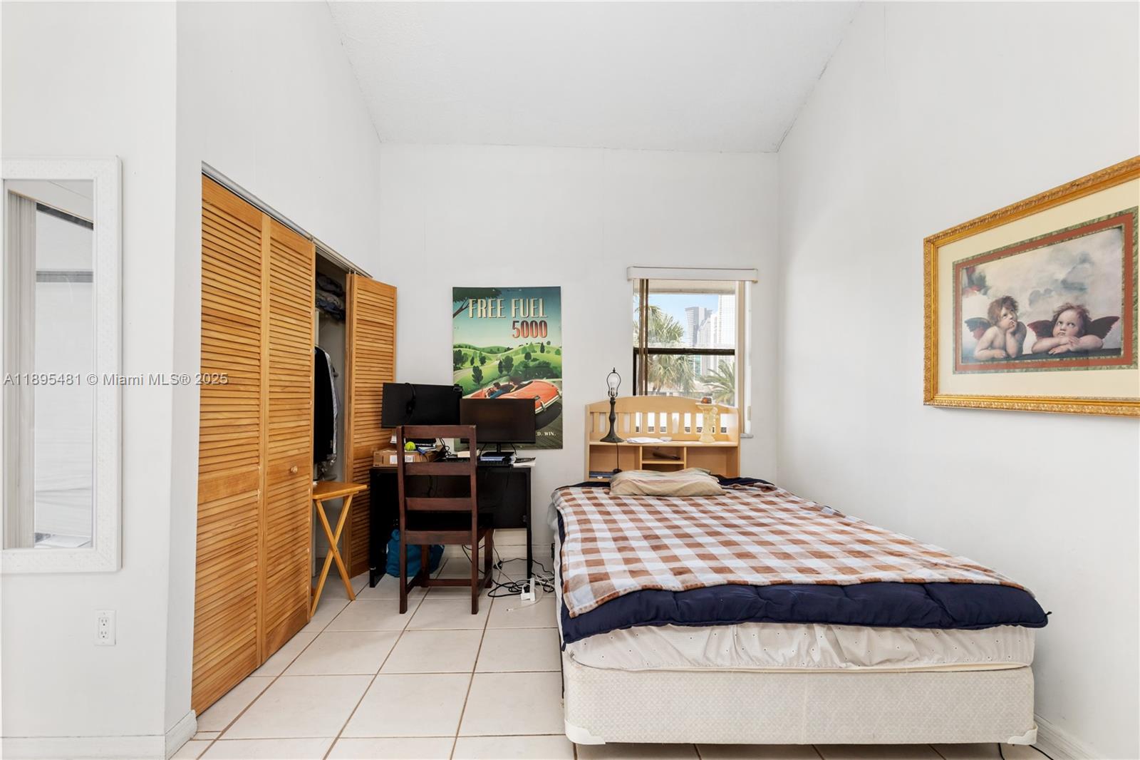 POINCIANA IS YT & RCQ CLU - Residential