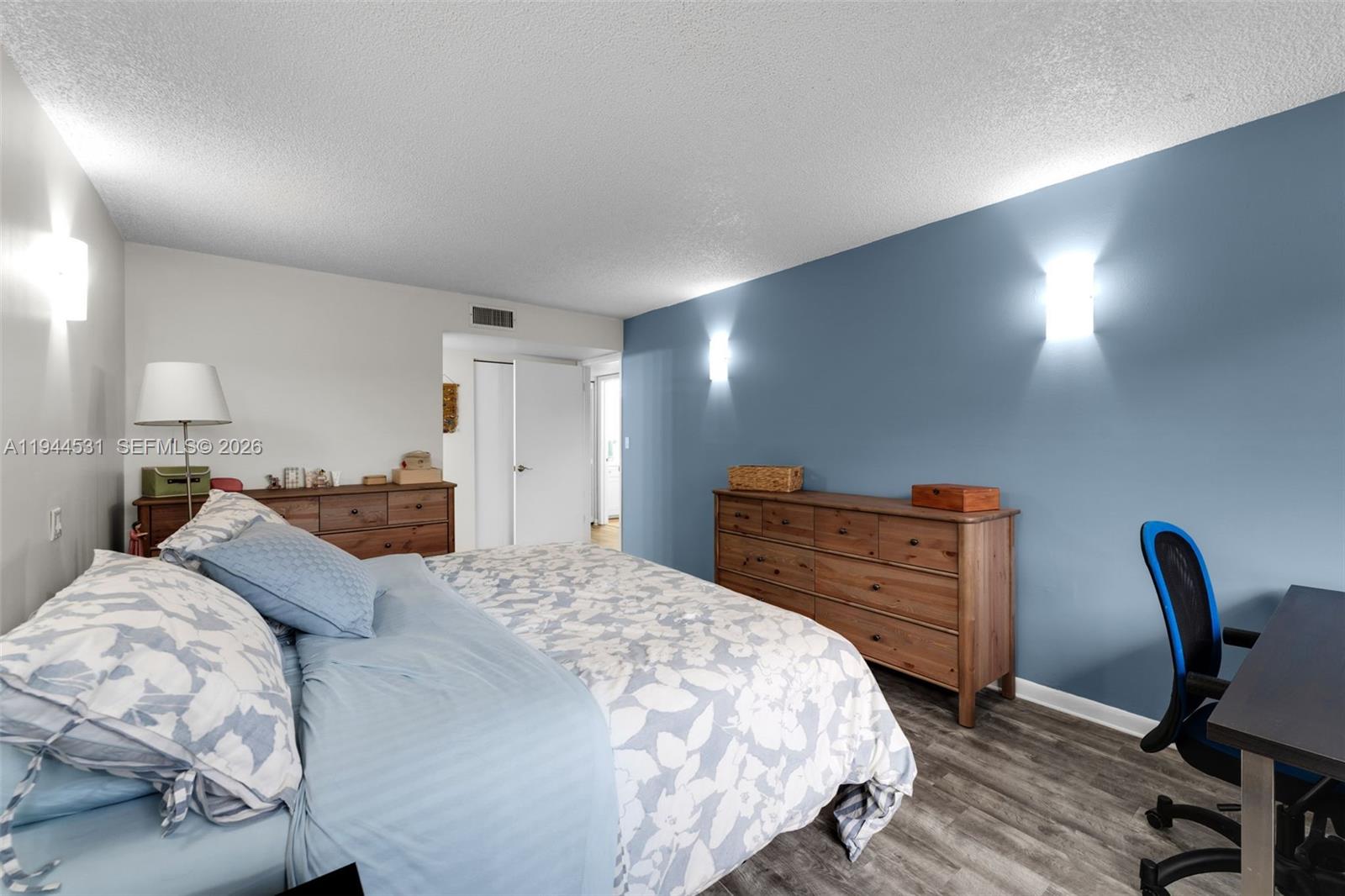 SEC 45 ATRIUMS AT SNAPPER - Residential