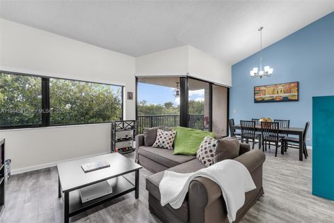 6701 SW 116th Ct 406 Miami FL 33173