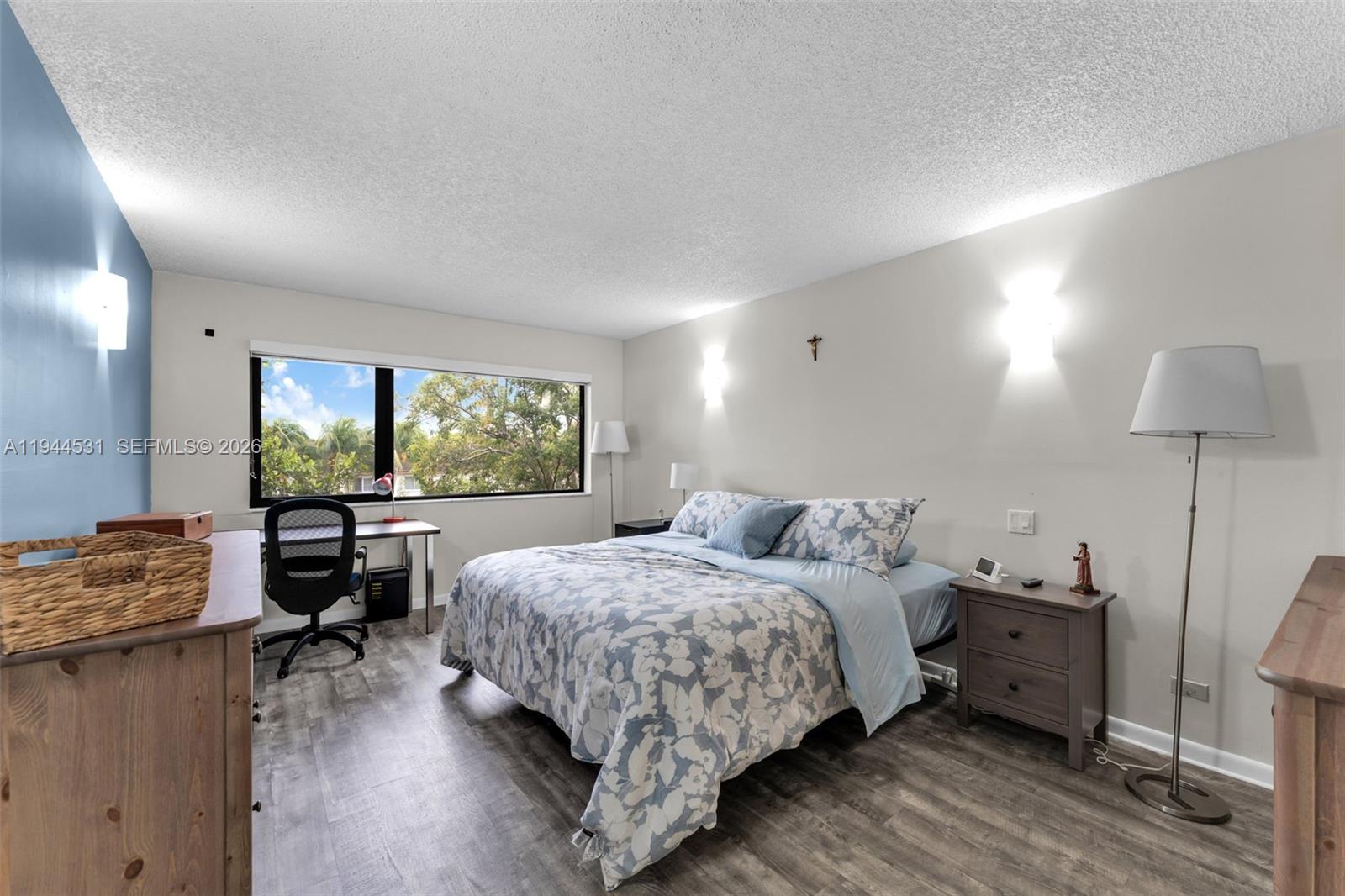 SEC 45 ATRIUMS AT SNAPPER - Residential