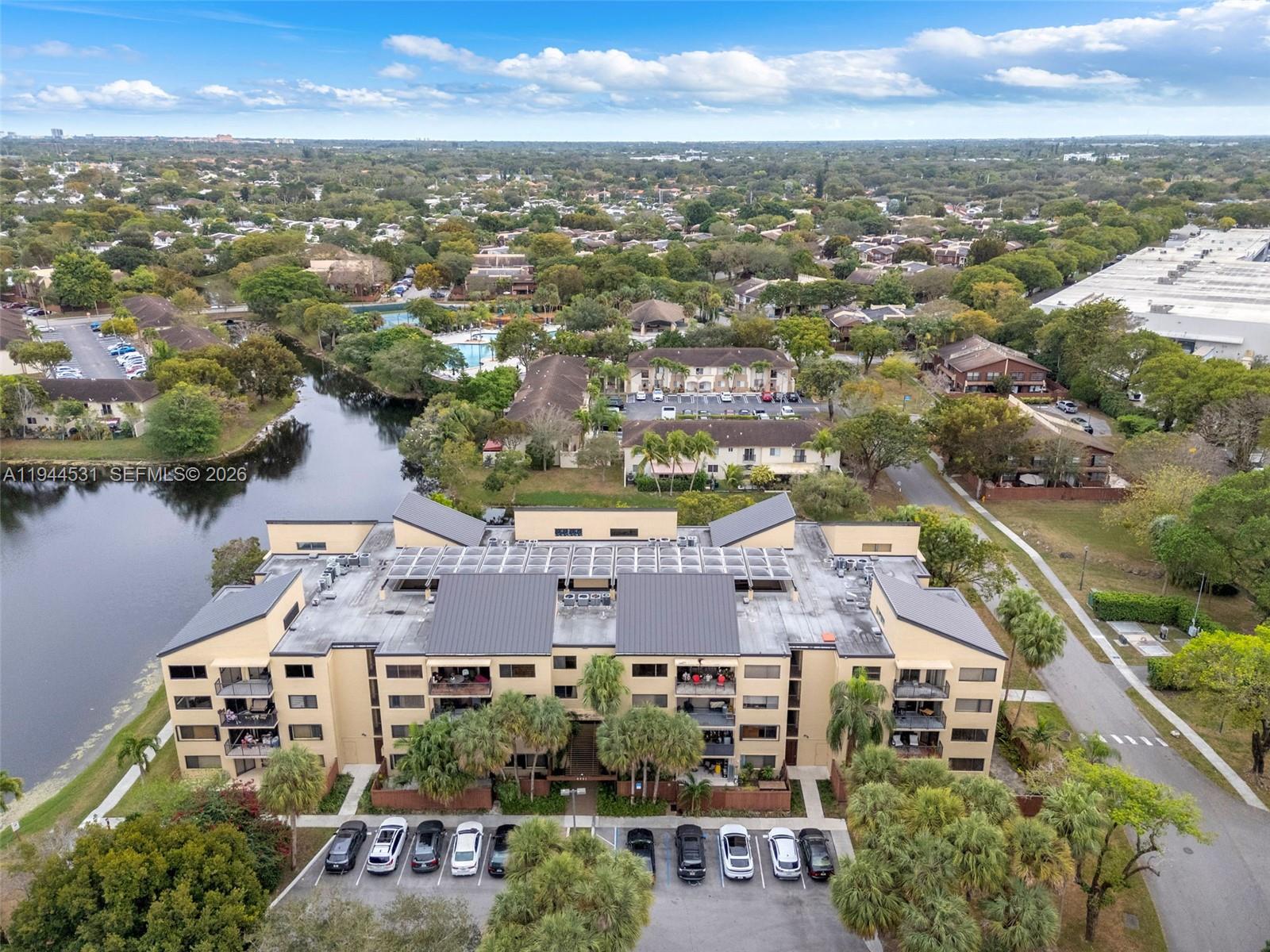 SEC 45 ATRIUMS AT SNAPPER - Residential