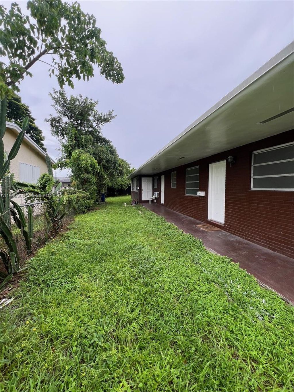 Photo of 608 NW 3rd Ave #1-2, Hallandale Beach, FL 33009 (MLS # A11989805)