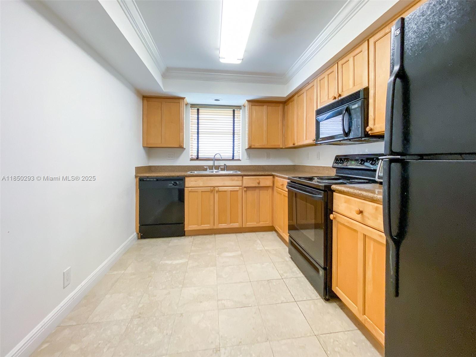 THE IMPERIAL CONDO - Residential Lease