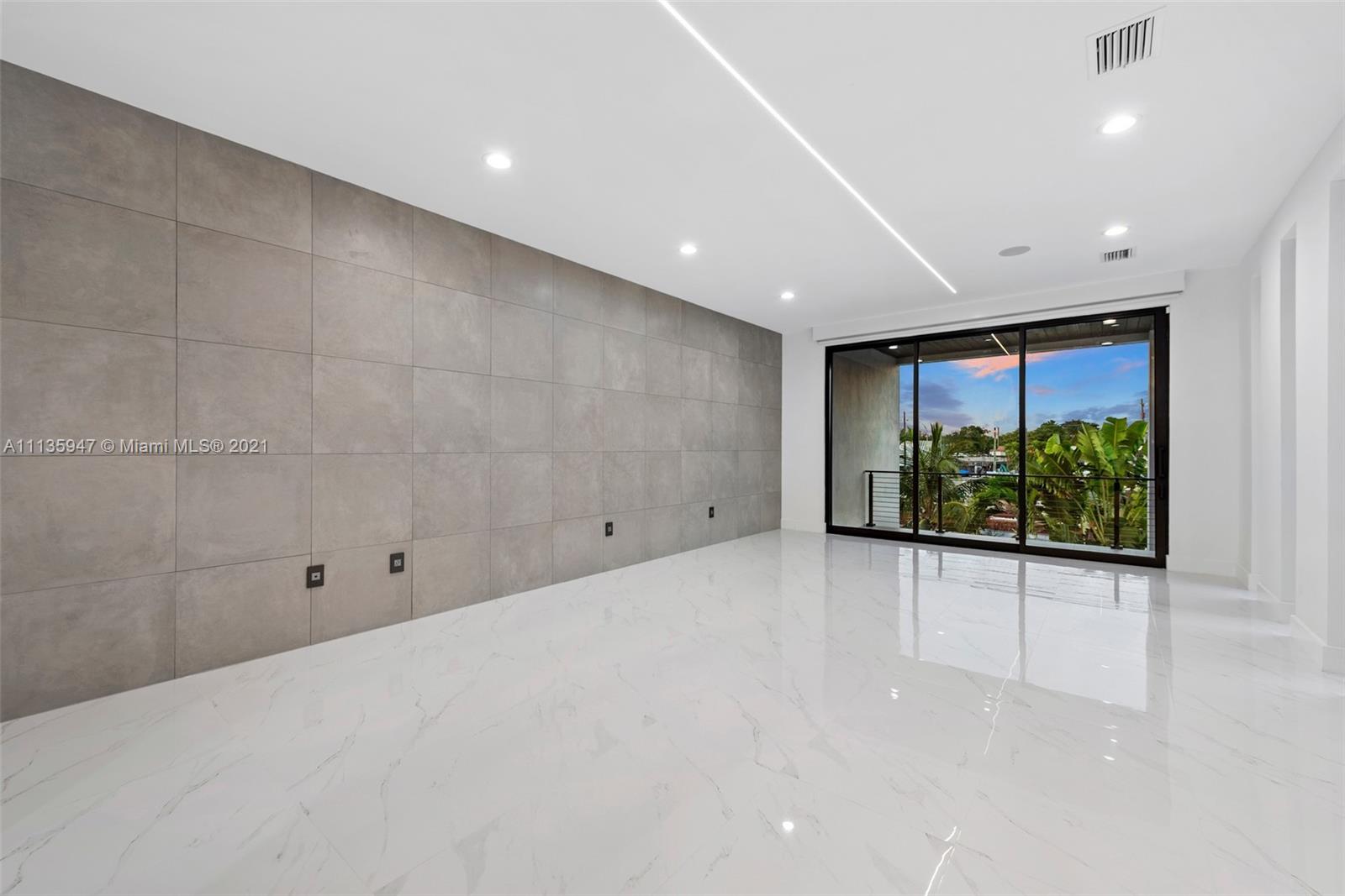 BELLE MEADE 1ST ADDN - Residential