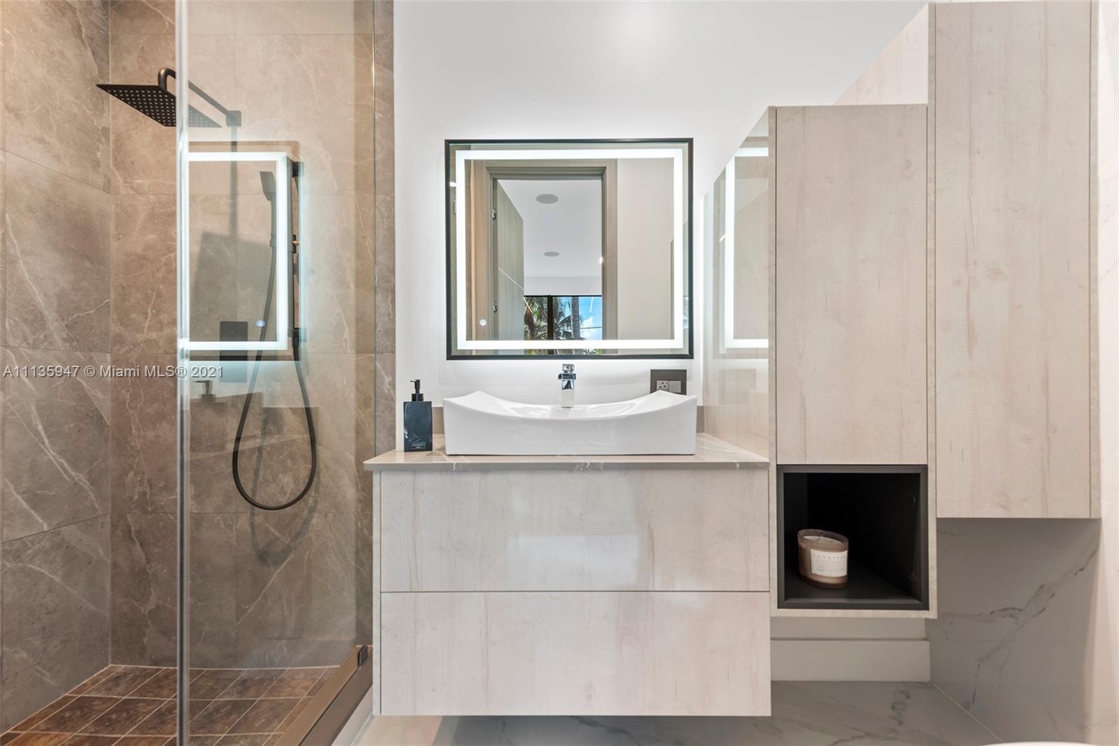 BELLE MEADE 1ST ADDN - Residential