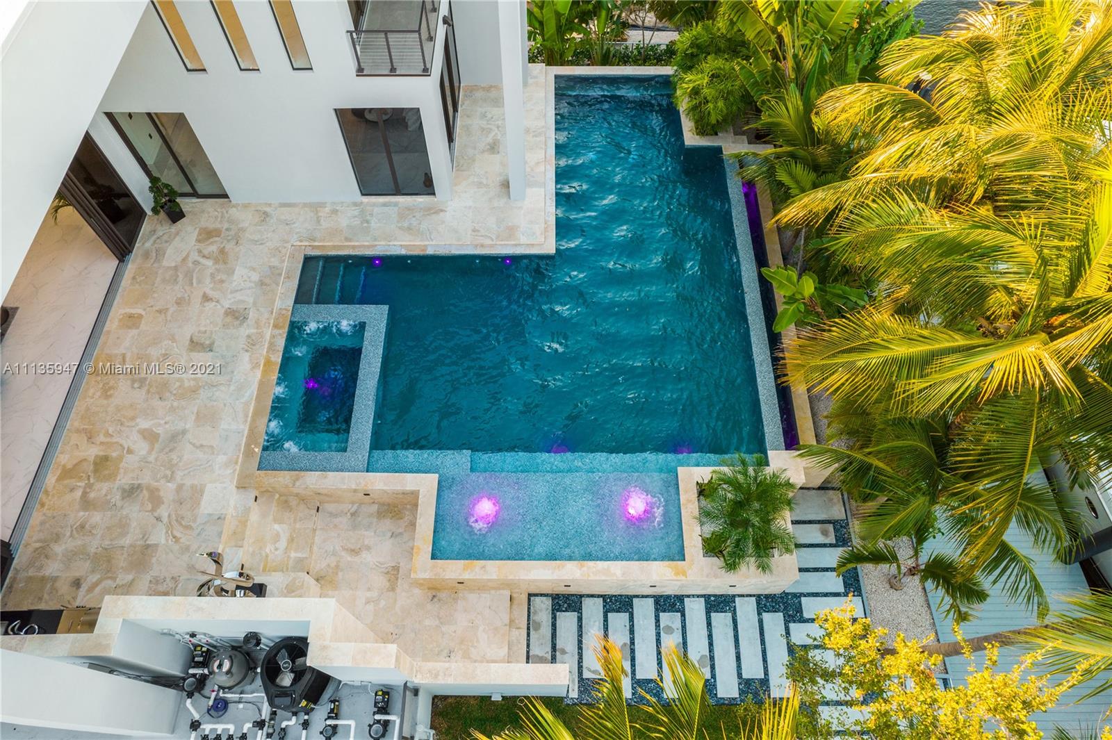 BELLE MEADE 1ST ADDN - Residential