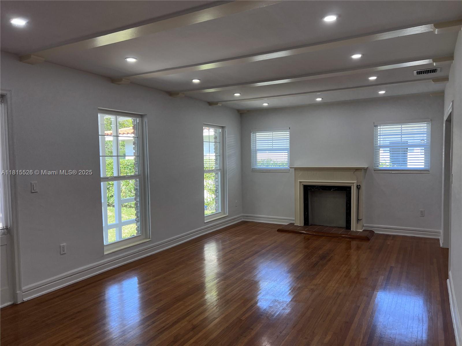 CORAL GABLES RIVIERA SEC - Residential Lease
