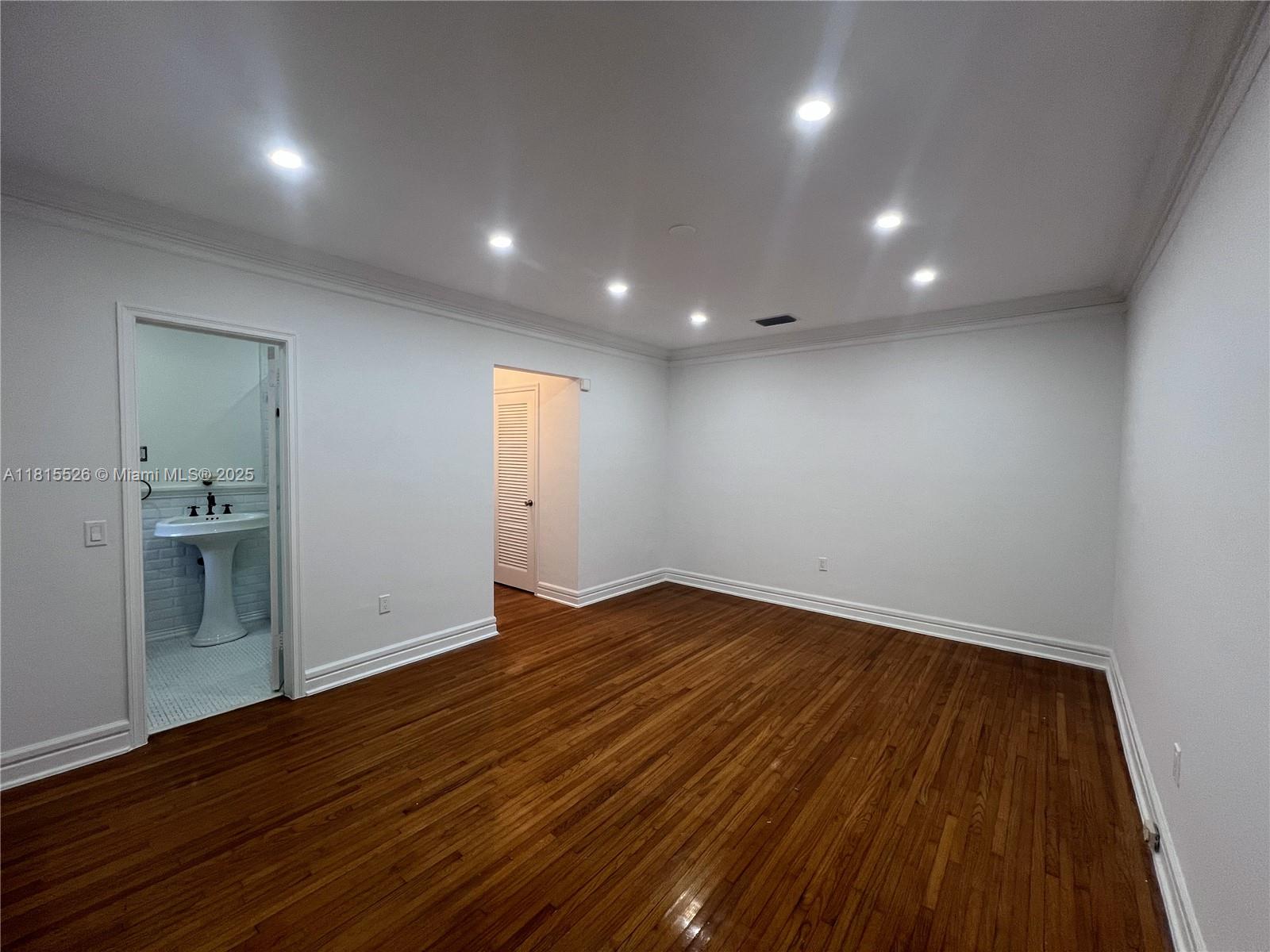 CORAL GABLES RIVIERA SEC - Residential Lease