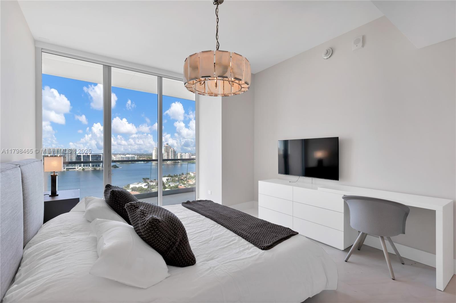 NORTH BISCAYNE BEACH AMEN - Residential Lease