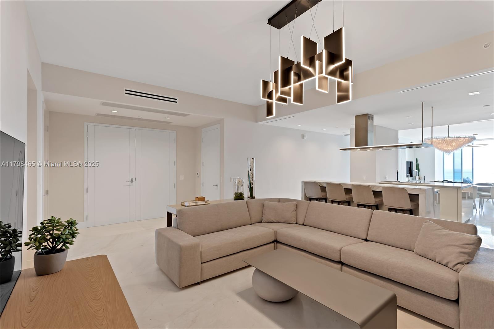 NORTH BISCAYNE BEACH AMEN - Residential Lease