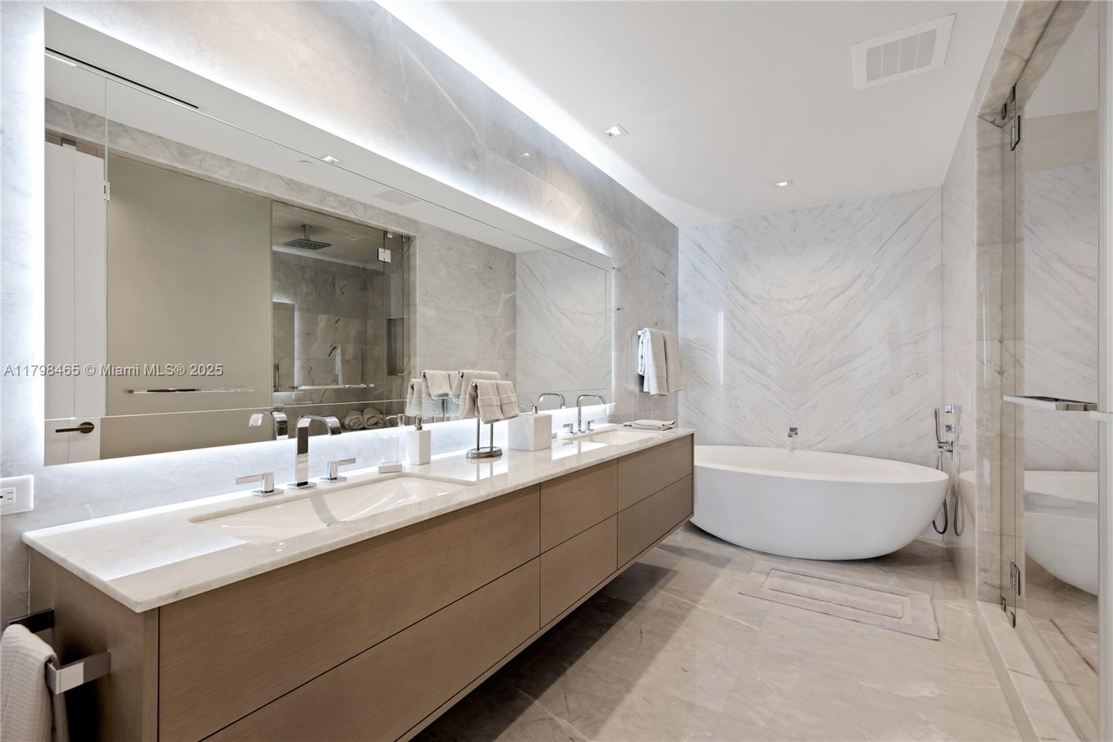 NORTH BISCAYNE BEACH AMEN - Residential Lease