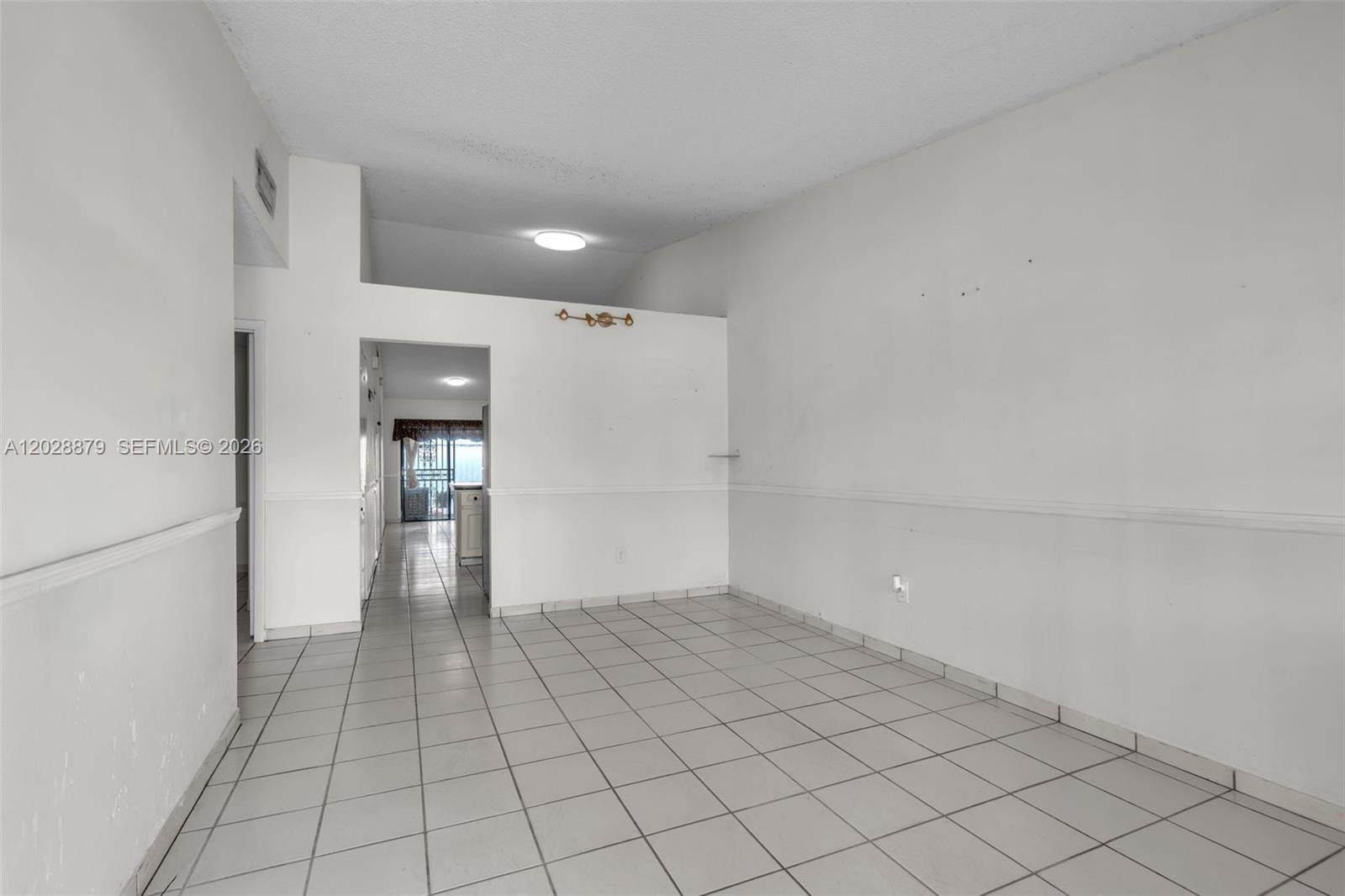 8805 NW 114th Ter