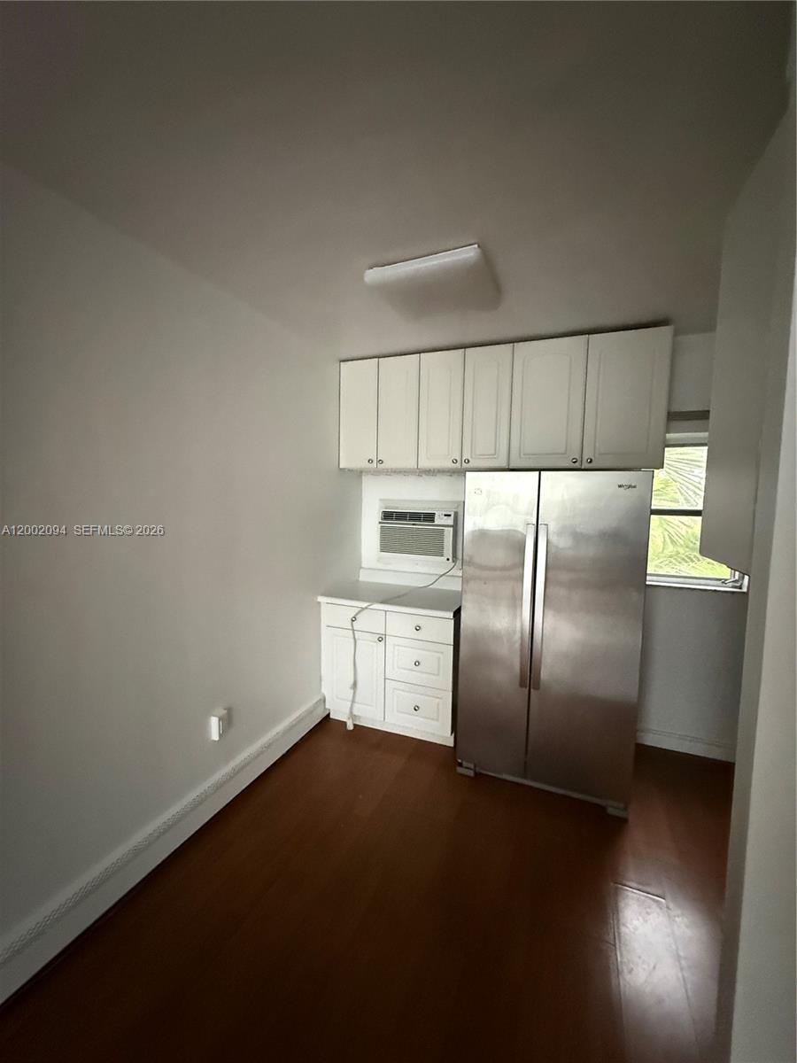 HARBOUR BAY CONDO - Residential Lease