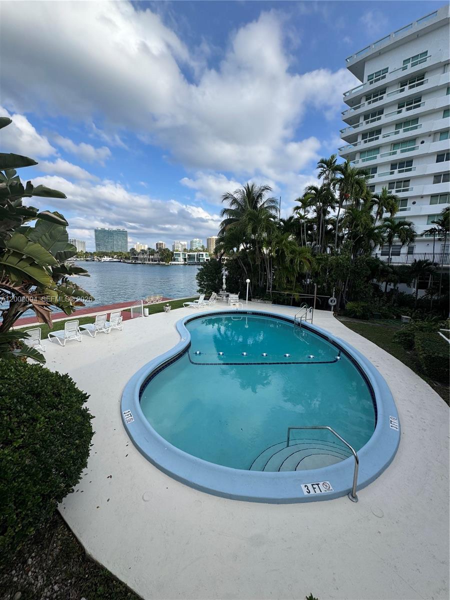 HARBOUR BAY CONDO - Residential Lease