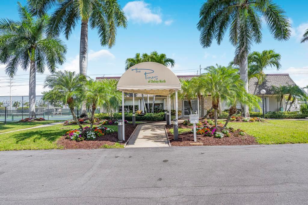 PINES OF DELRAY NORTH CON - Residential