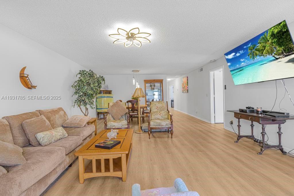 PINES OF DELRAY NORTH CON - Residential