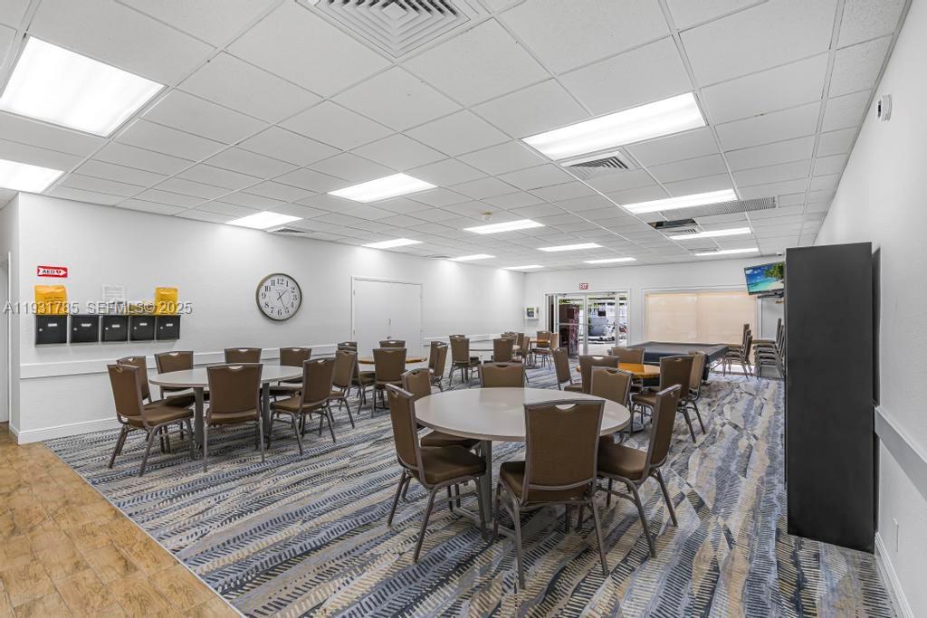 PINES OF DELRAY NORTH CON - Residential