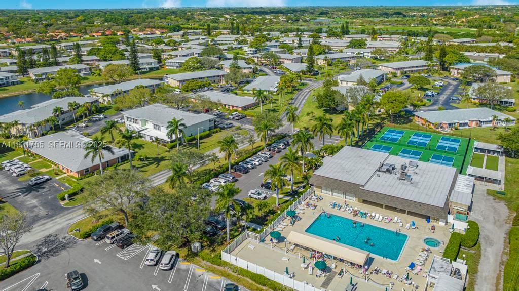 PINES OF DELRAY NORTH CON - Residential