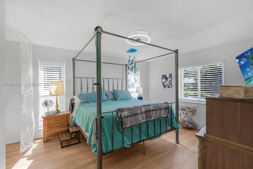 PINES OF DELRAY NORTH CON - Residential