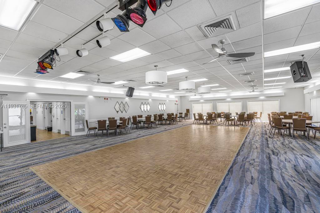 PINES OF DELRAY NORTH CON - Residential