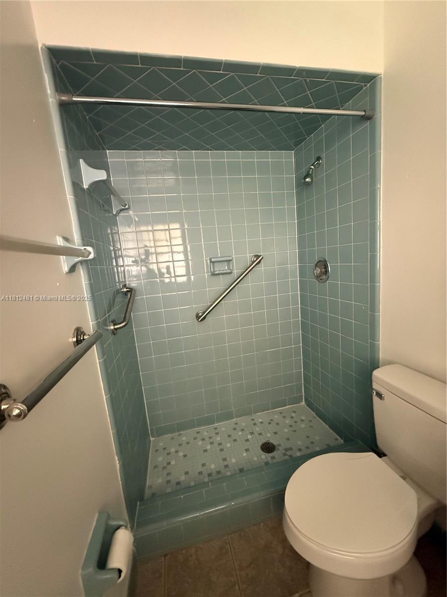 DELTONA LAKES UNIT 06 - Residential Income