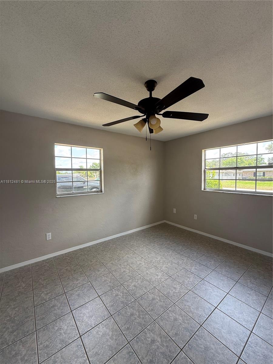 264 N Evans Circle