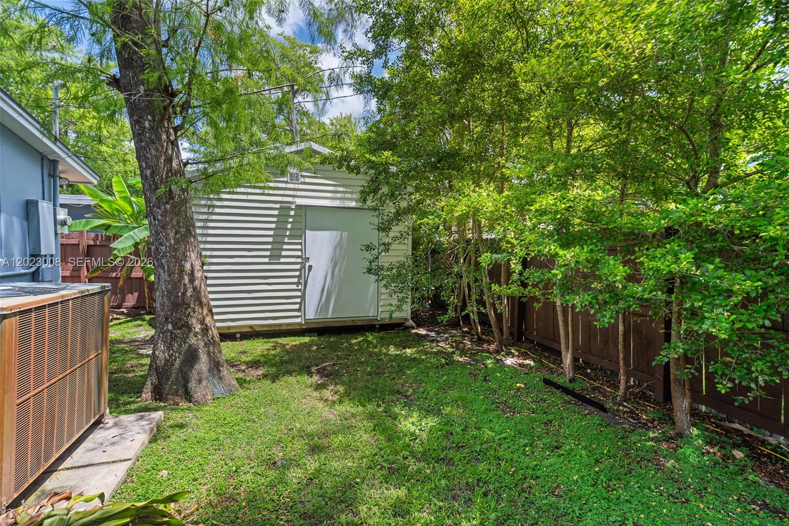 TAMARAC FOREST - Residential